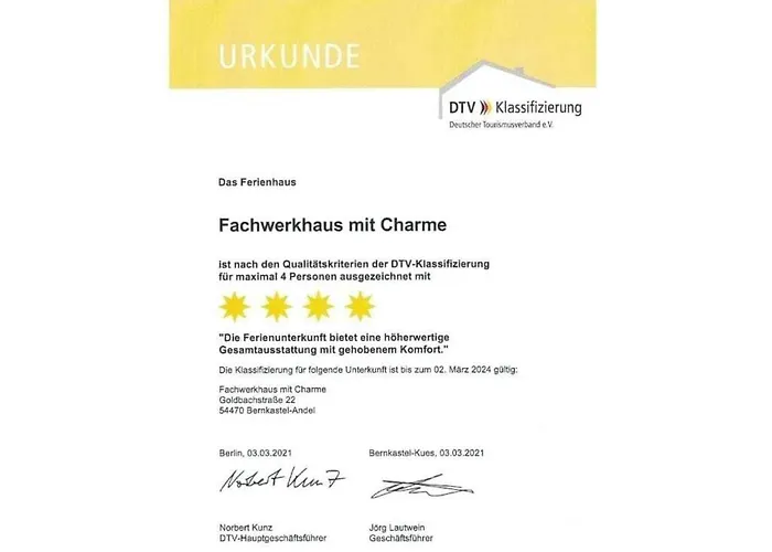 펜션 Vakwerkhuis Met Charme 베른카슈텔쿠에스